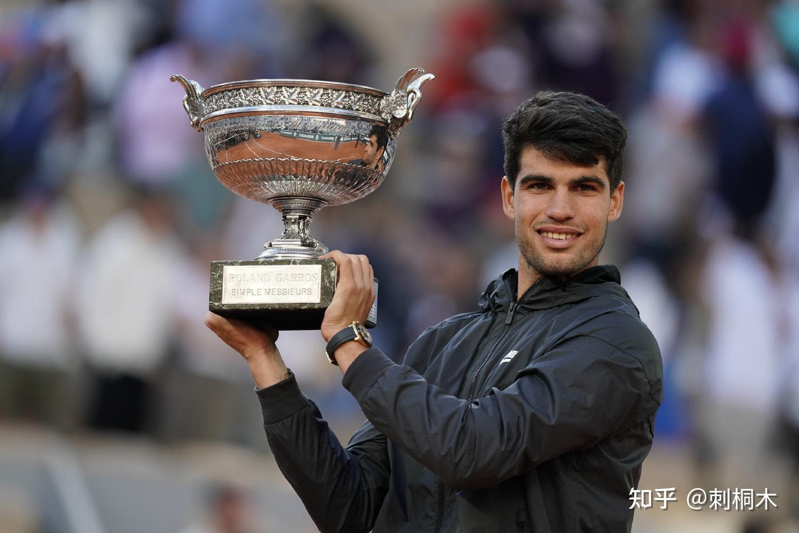 鼓励他们在 鼓励他们在